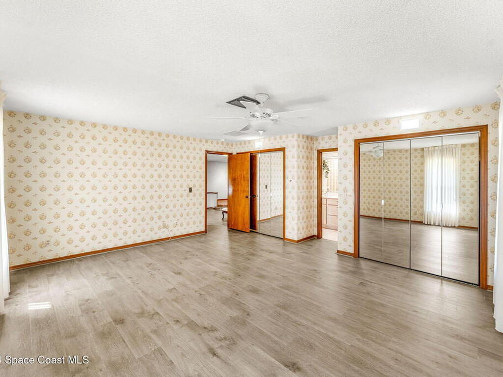 4 Colonial Way, Indian Harbour Beach, FL 32937
