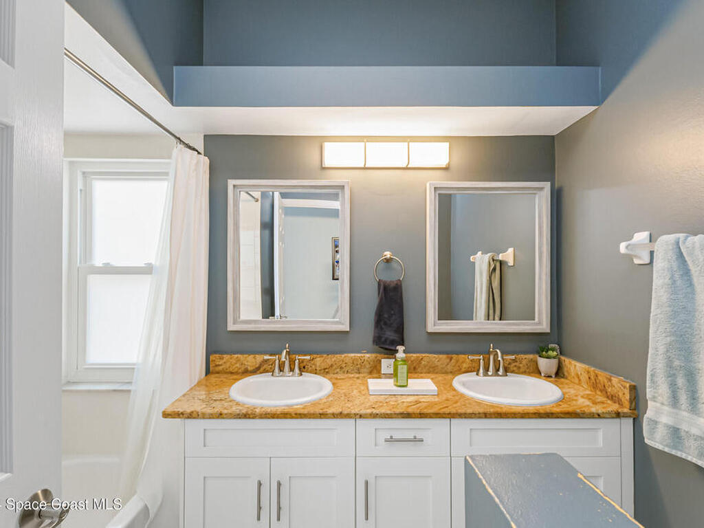 194 Captiva Court, Melbourne Beach, FL 32951