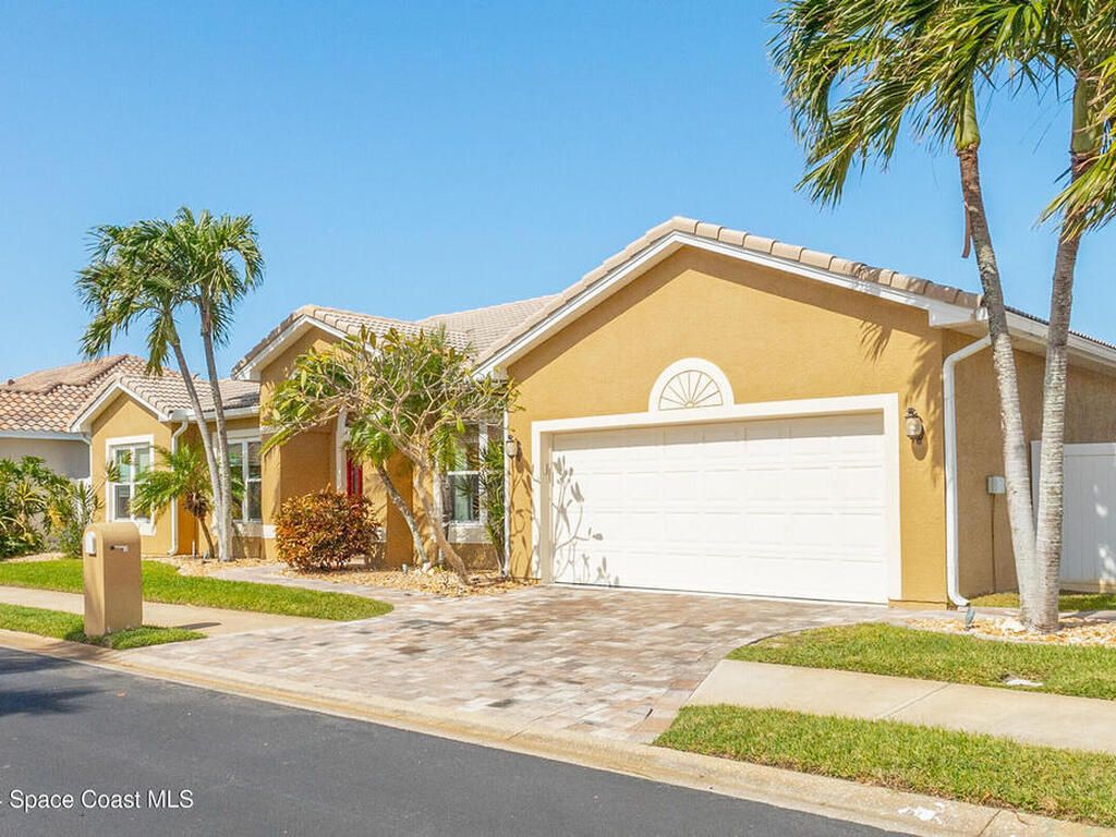 194 Captiva Court, Melbourne Beach, FL 32951