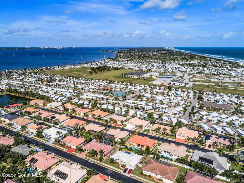 194 Captiva Court, Melbourne Beach, FL 32951