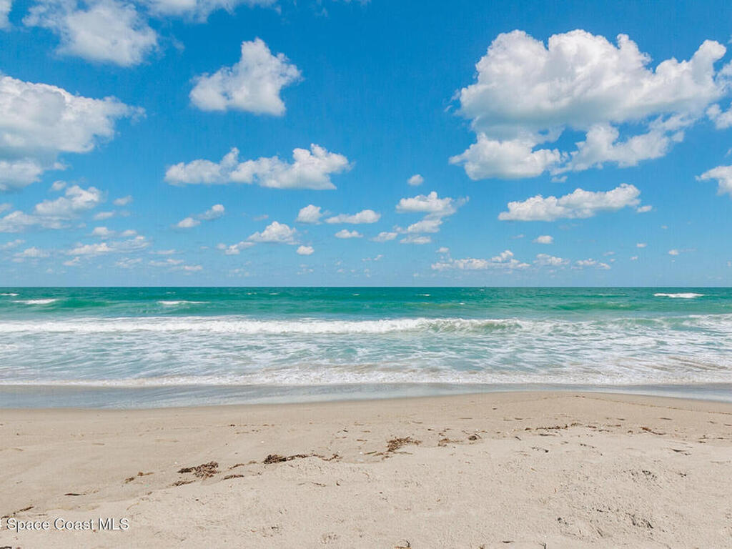 194 Captiva Court, Melbourne Beach, FL 32951