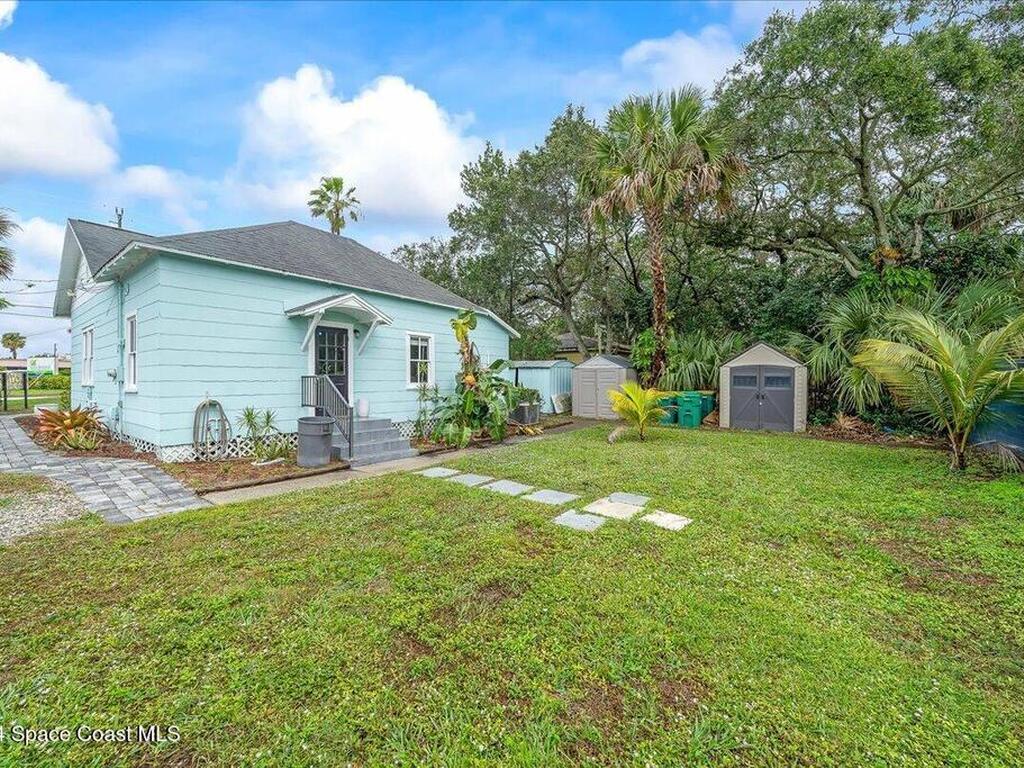 565 Montreal Avenue, Melbourne, FL 32935