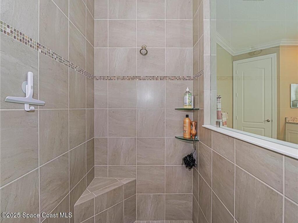 4836 Four Lakes Circle, Vero Beach, FL 32968