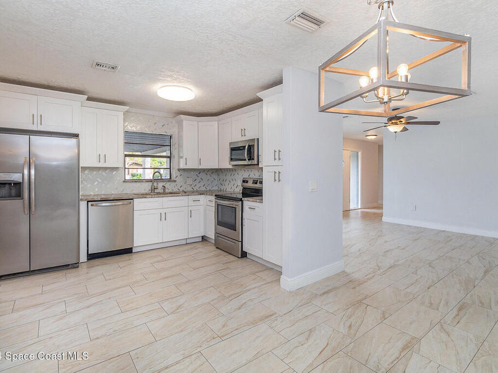 1061 Revilla Lane, Rockledge, FL 32955