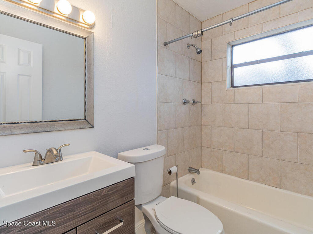 1061 Revilla Lane, Rockledge, FL 32955