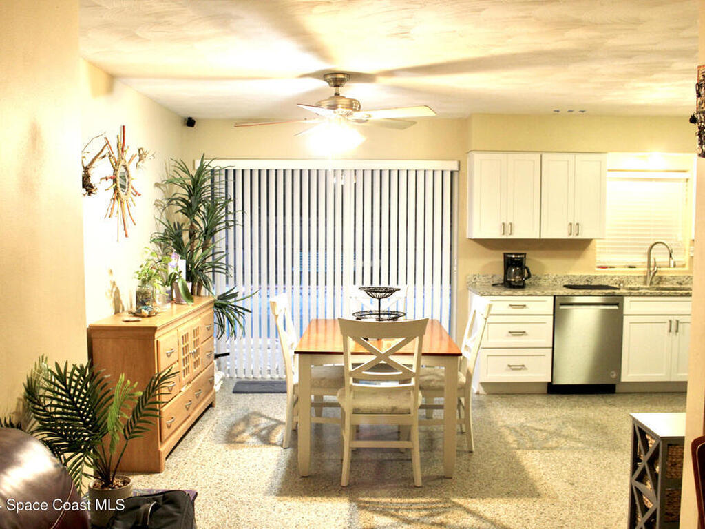 139 W Laila Drive, Melbourne, FL 32904