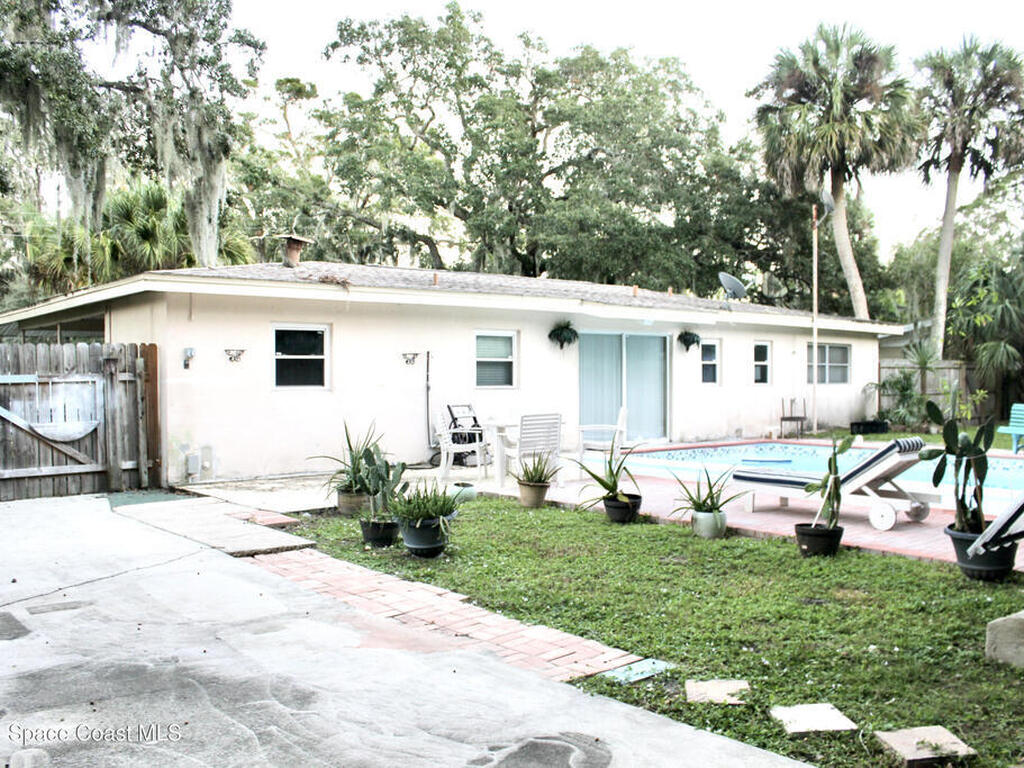 139 W Laila Drive, Melbourne, FL 32904