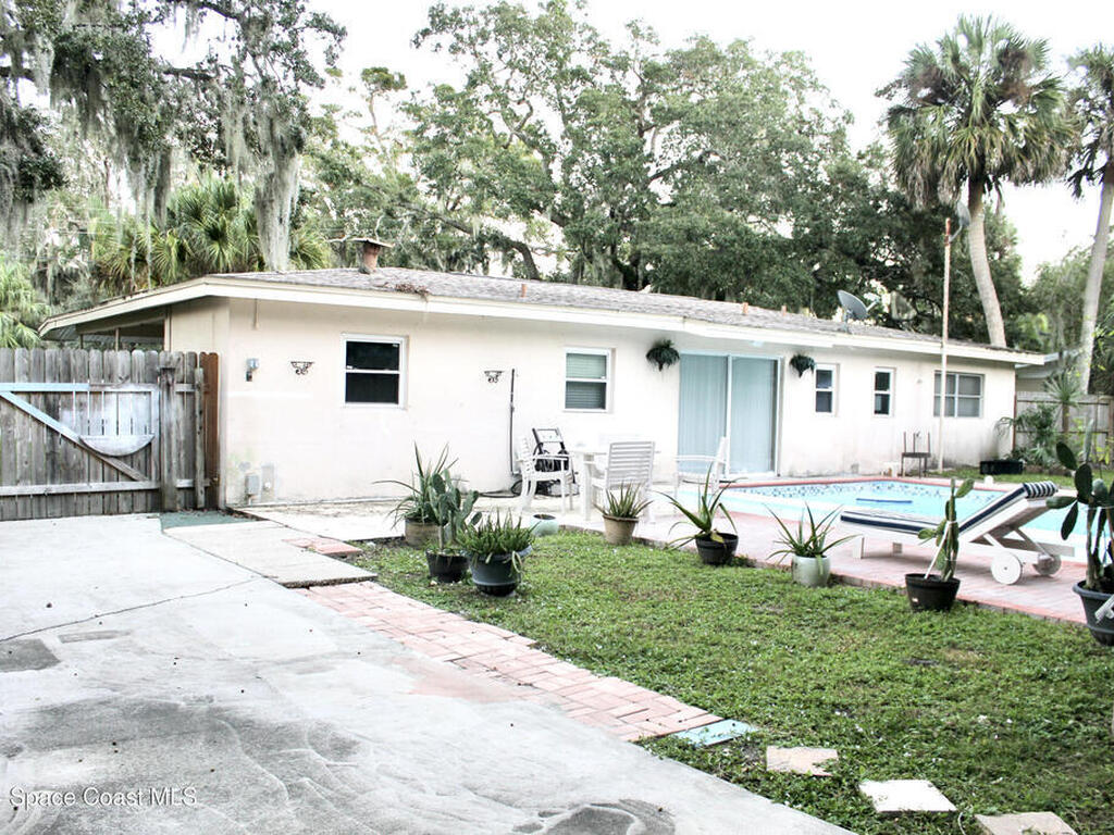 139 W Laila Drive, Melbourne, FL 32904