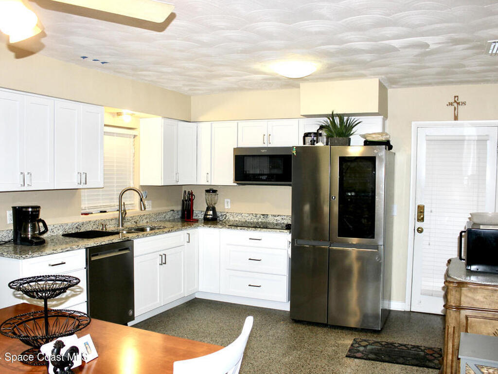139 W Laila Drive, Melbourne, FL 32904