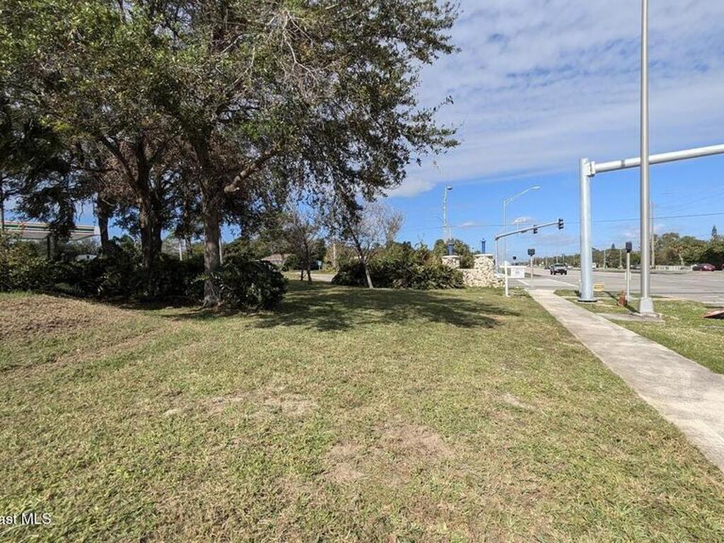4002 N Harbor City Boulevard, Melbourne, FL 32935