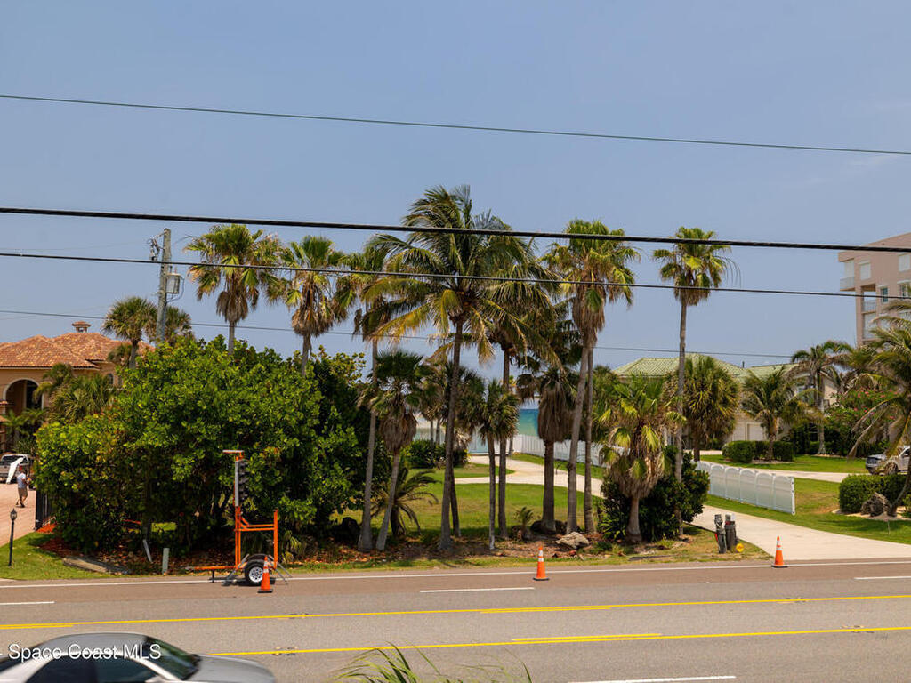1883 Cato Court B-2, Indialantic, FL 32903