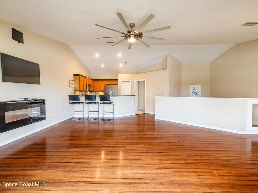 1883 Cato Court B-2, Indialantic, FL 32903