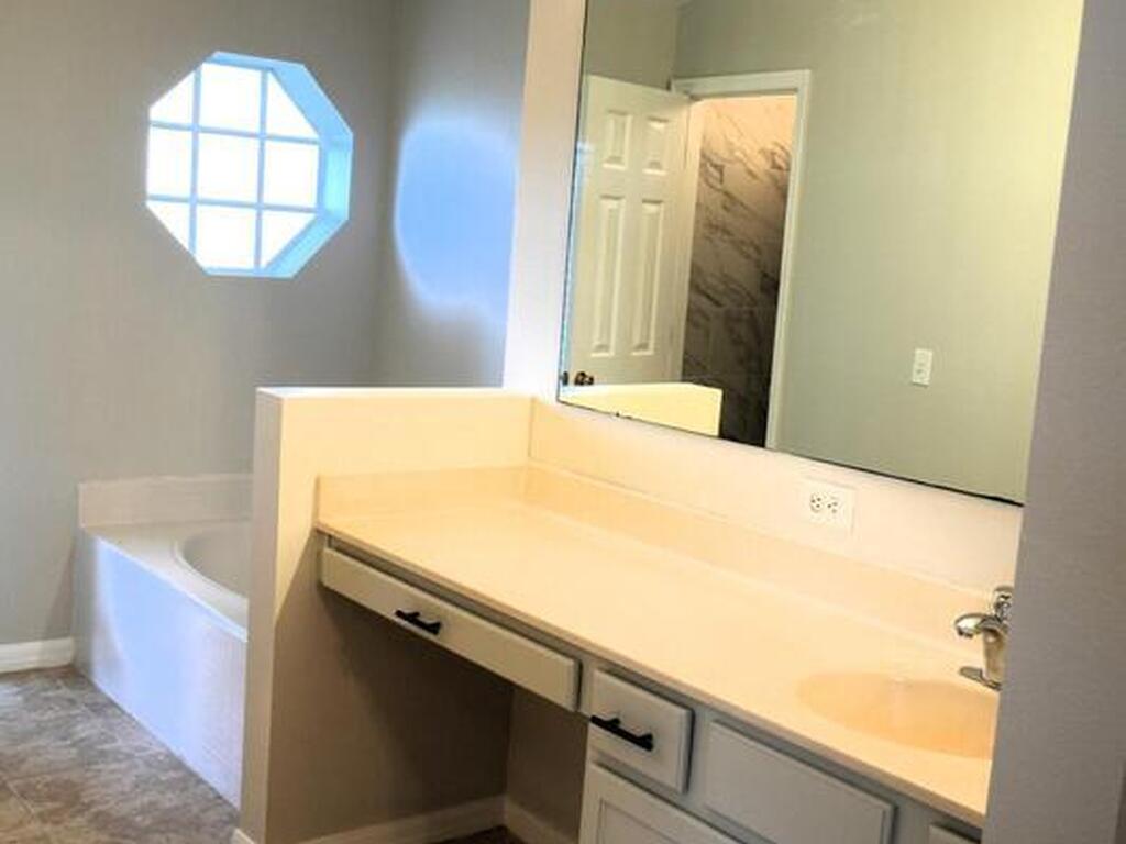 2125 Canopy Drive, Melbourne, FL 32935