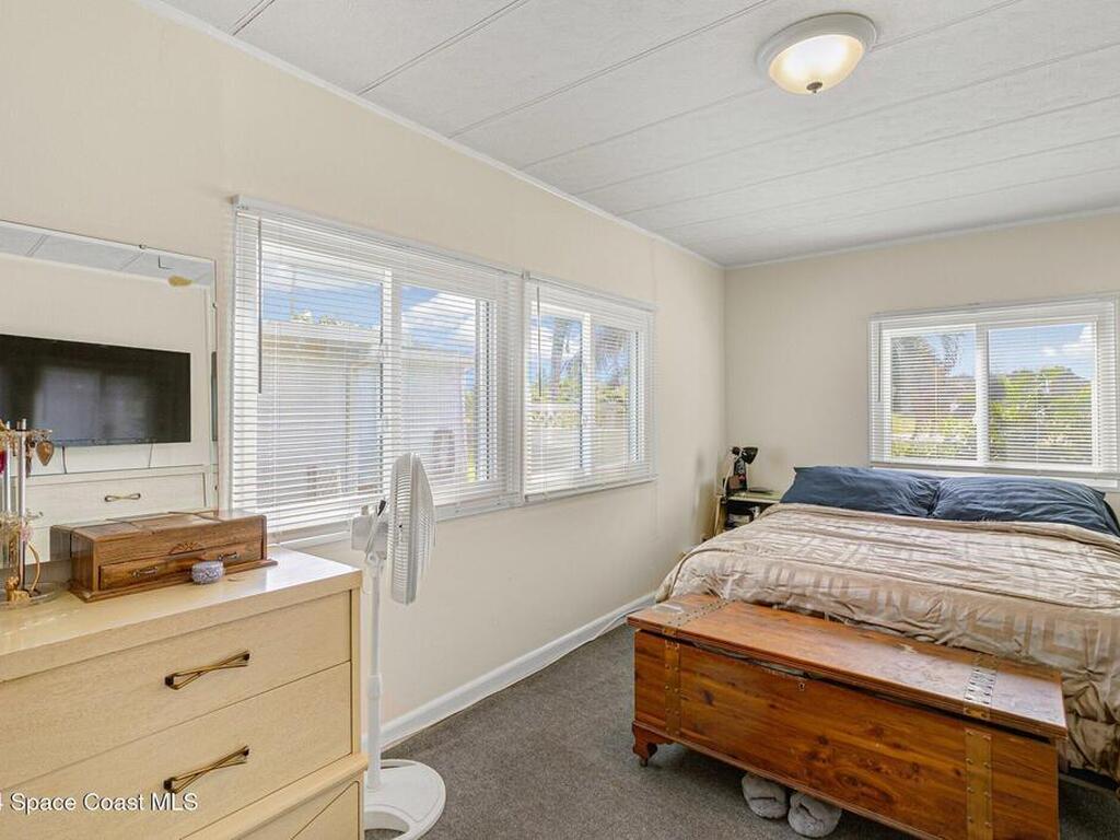 921 Laurel Circle, Barefoot Bay, FL 32976