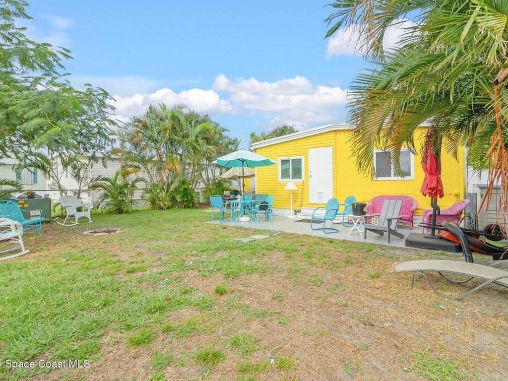 921 Laurel Circle, Barefoot Bay, FL 32976