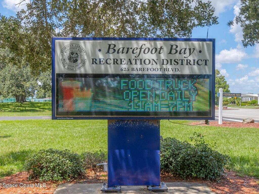 921 Laurel Circle, Barefoot Bay, FL 32976