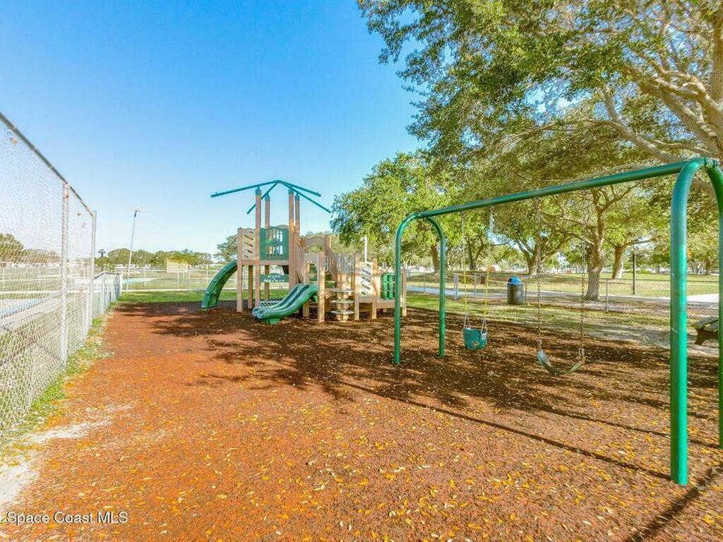921 Laurel Circle, Barefoot Bay, FL 32976