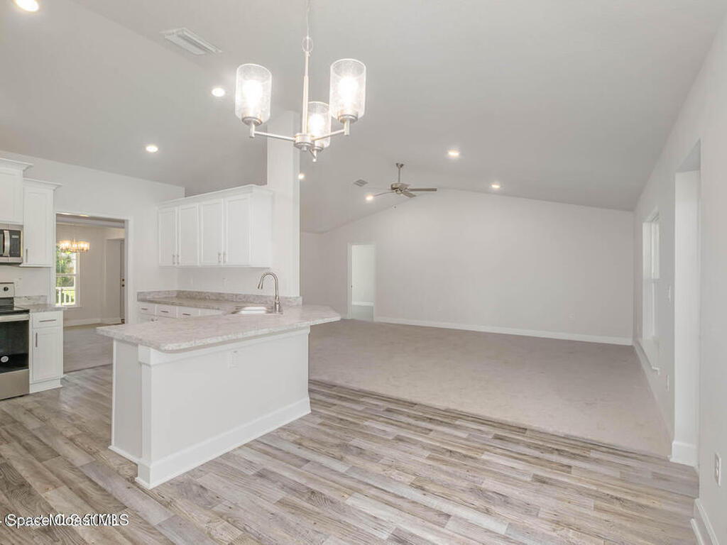 139 Whirl Street, Palm Bay, FL 32908