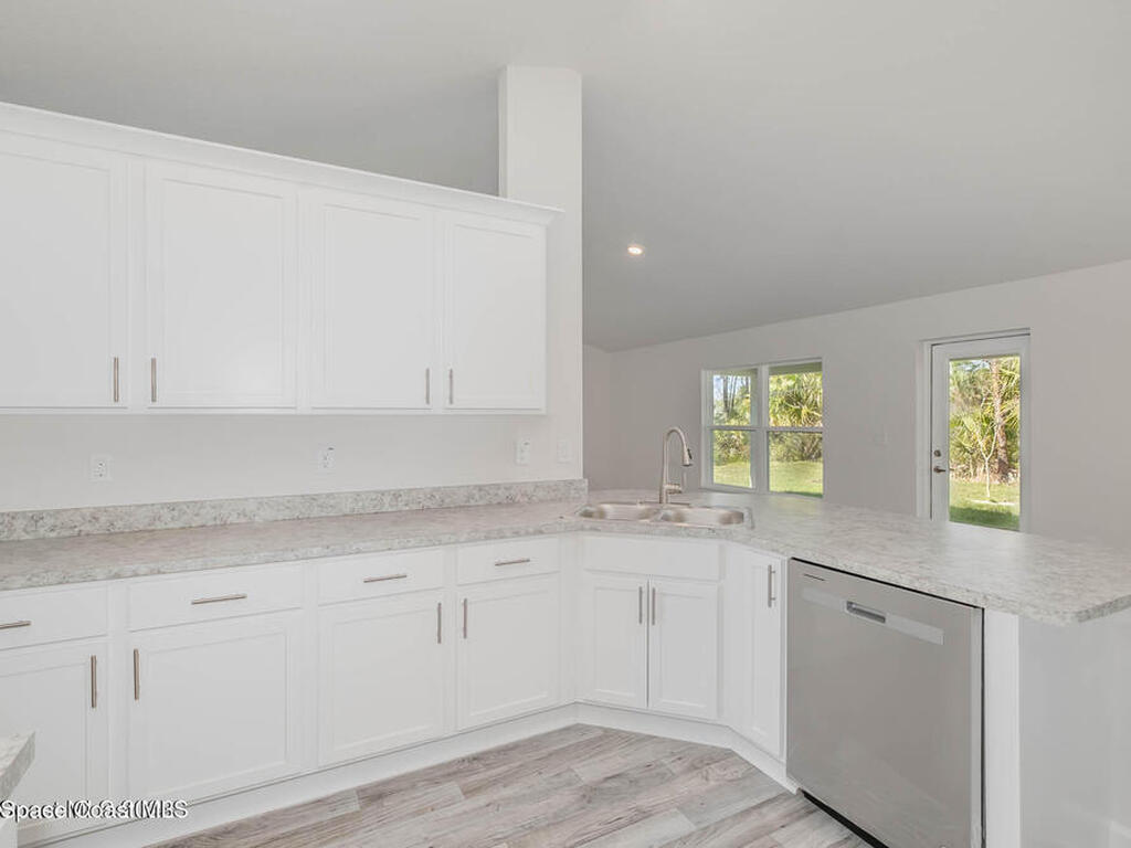139 Whirl Street, Palm Bay, FL 32908