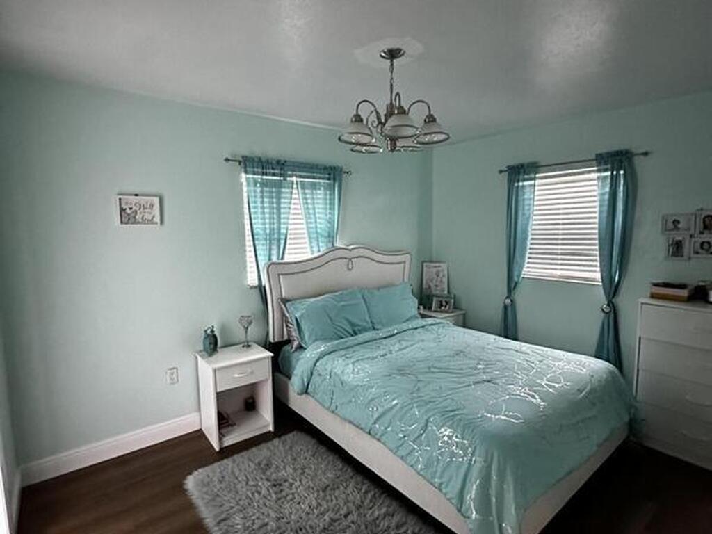 4900 Sutton Avenue, Melbourne, FL 32904