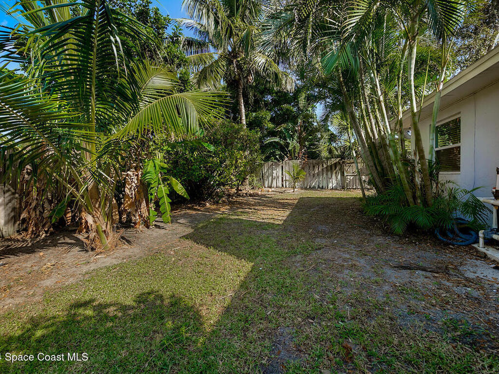 560 Rio Lane Lane, Indialantic, FL 32903