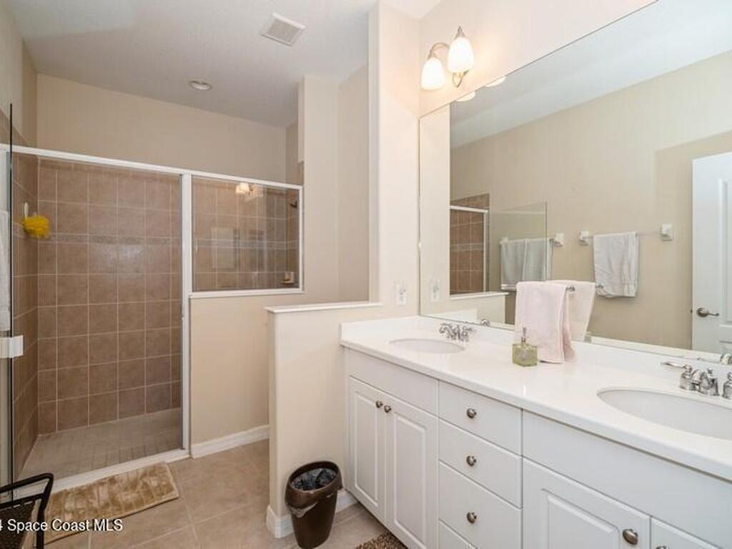 530 Remington Green Drive, Palm Bay, FL 32909