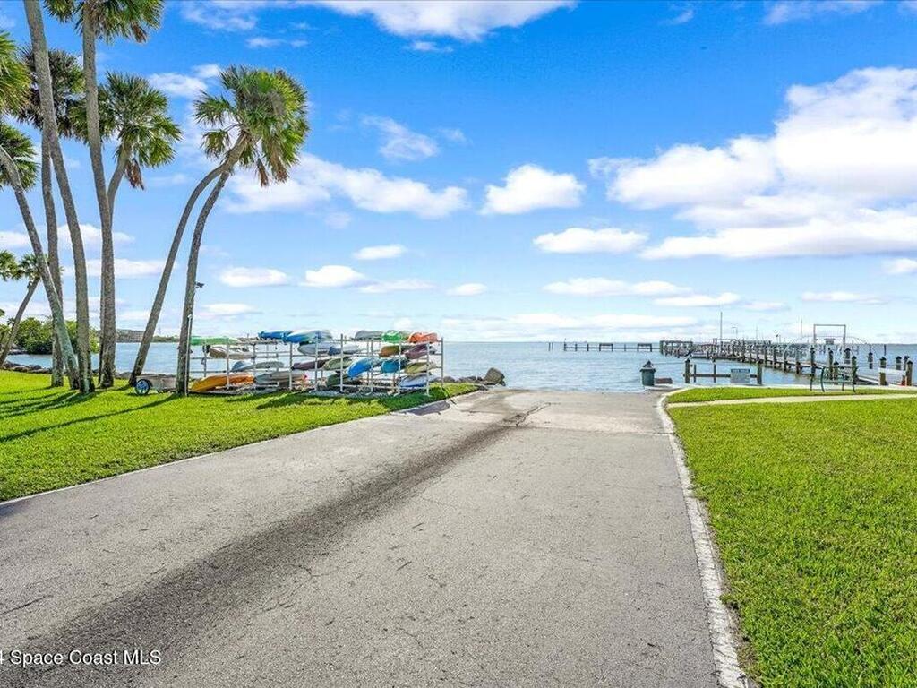 6600 Shuttle Way, Cape Canaveral, FL 32920