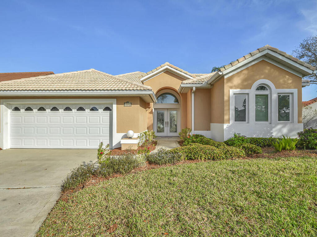 920 Palm Brook Drive, Suntree, FL 32940