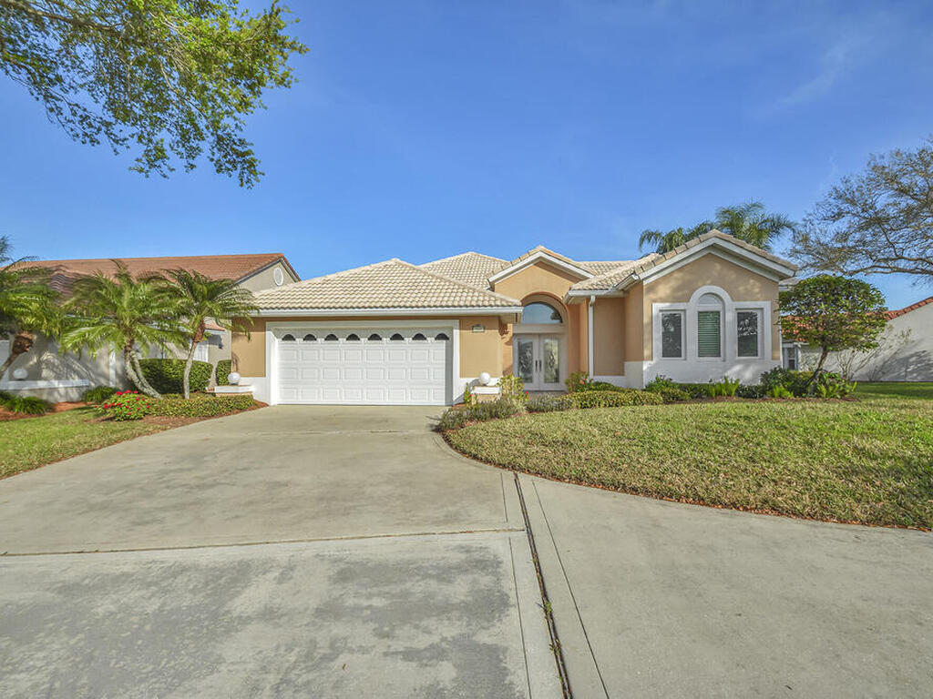 920 Palm Brook Drive, Suntree, FL 32940
