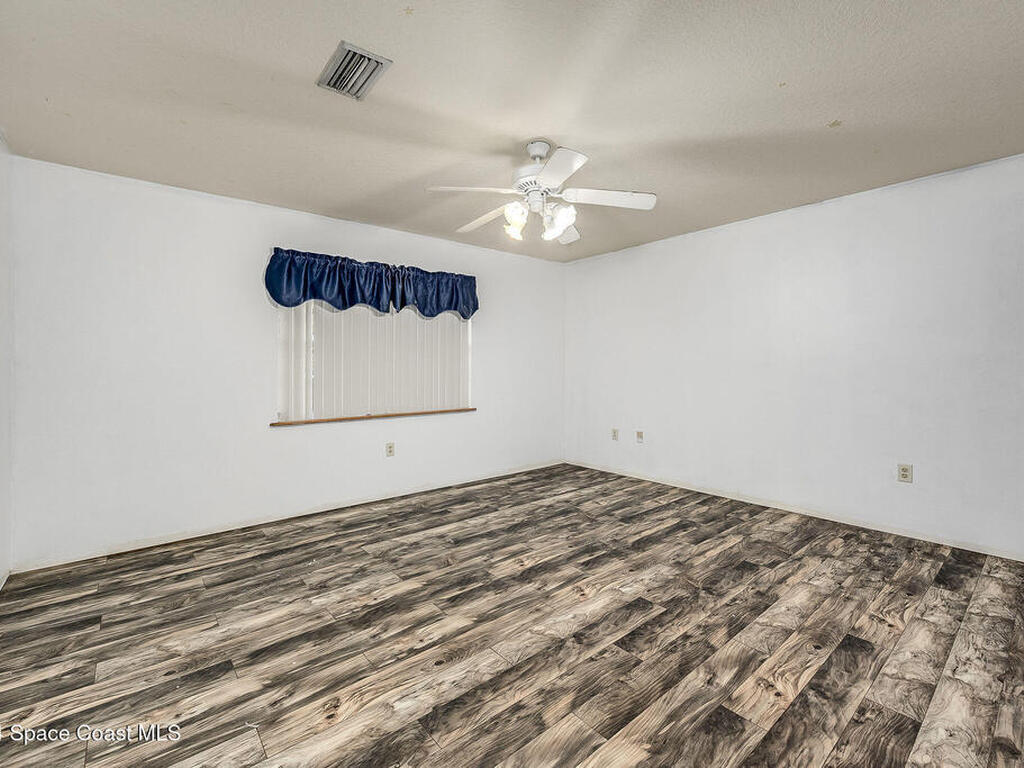 5095 Gandy Road, Mims, FL 32754