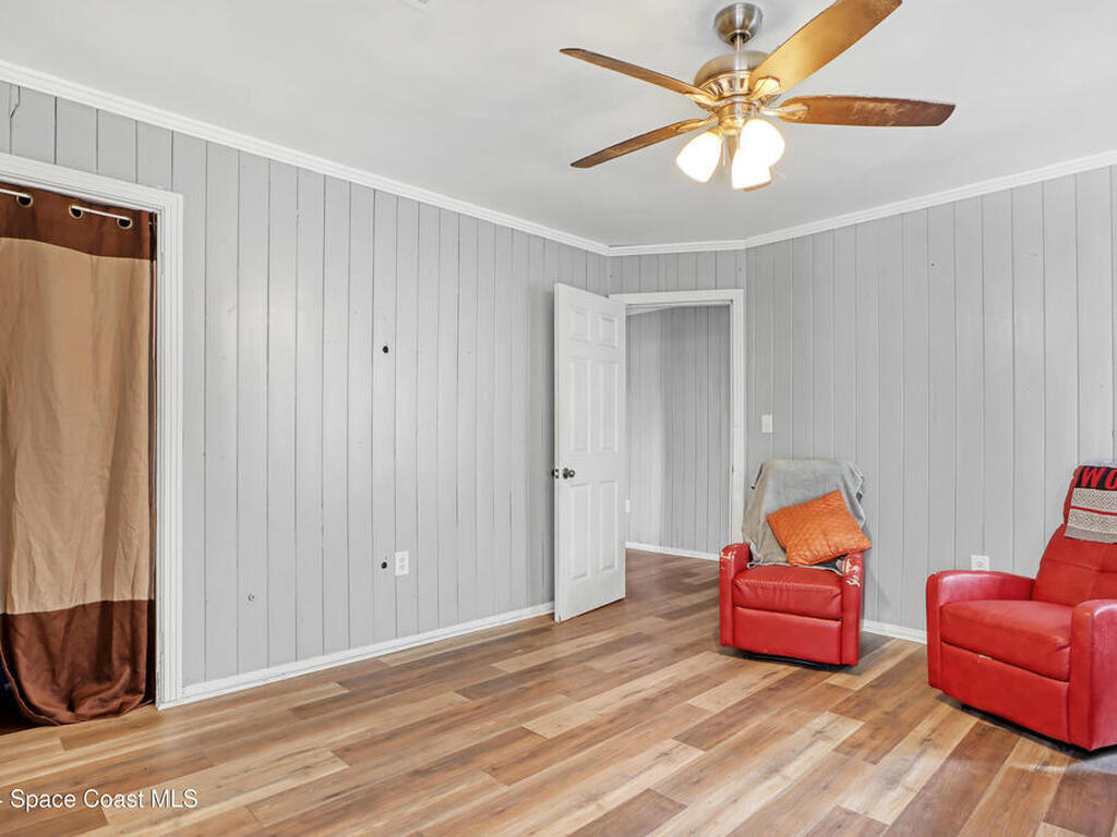 916 Columbus Avenue, Melbourne, FL 32901