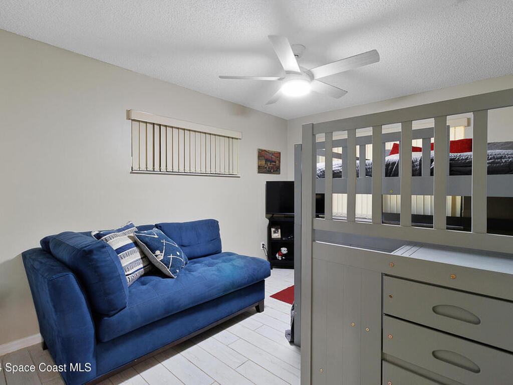 6269 N Mirror Lake Drive, Sebastian, FL 32958