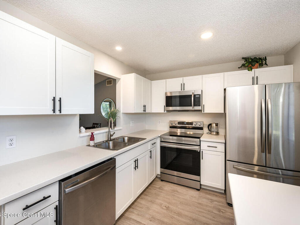 1538 Napanee Street, Palm Bay, FL 32907