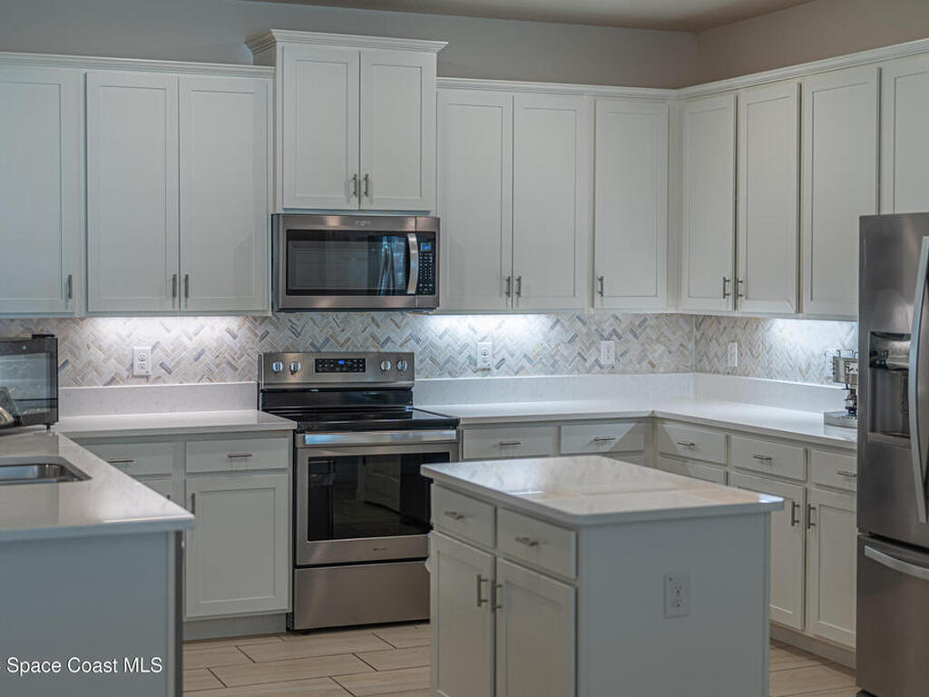 3419 Salt Marsh Circle, West Melbourne, FL 32904
