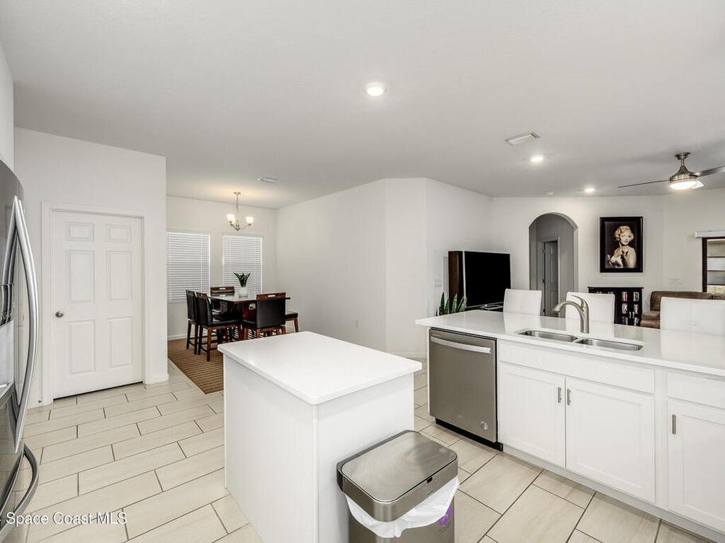 3419 Salt Marsh Circle, West Melbourne, FL 32904