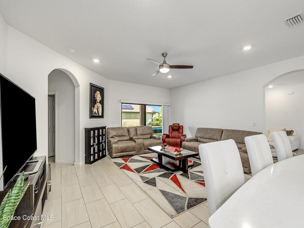 3419 Salt Marsh Circle, West Melbourne, FL 32904