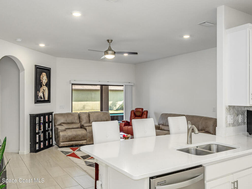 3419 Salt Marsh Circle, West Melbourne, FL 32904