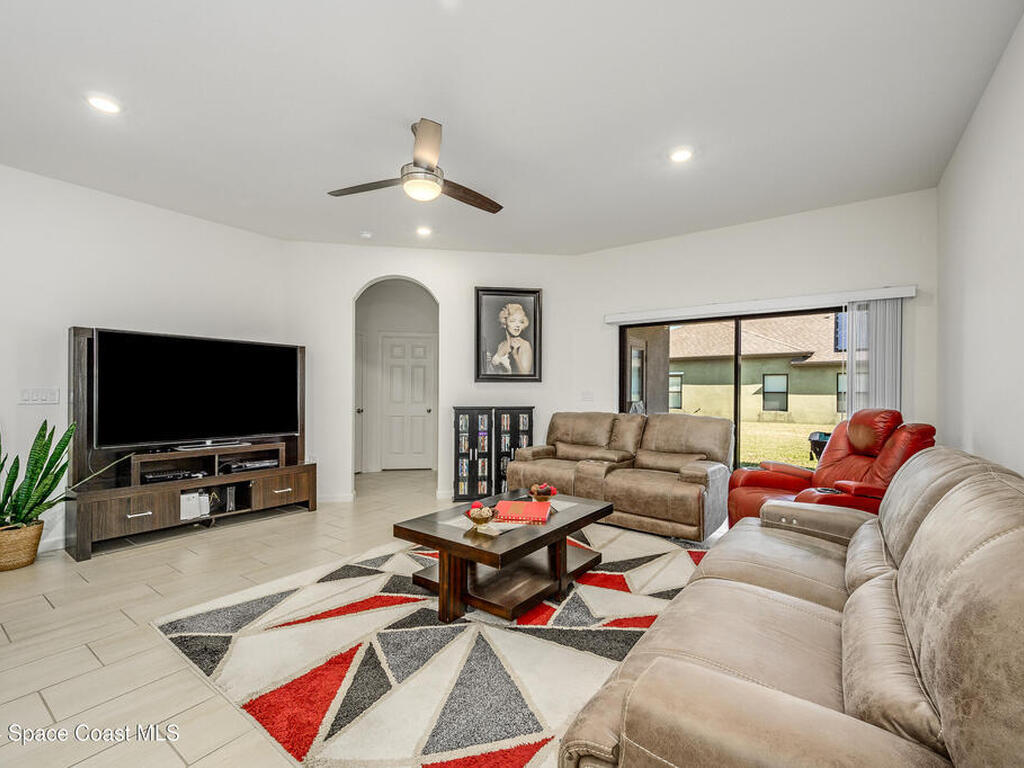 3419 Salt Marsh Circle, West Melbourne, FL 32904