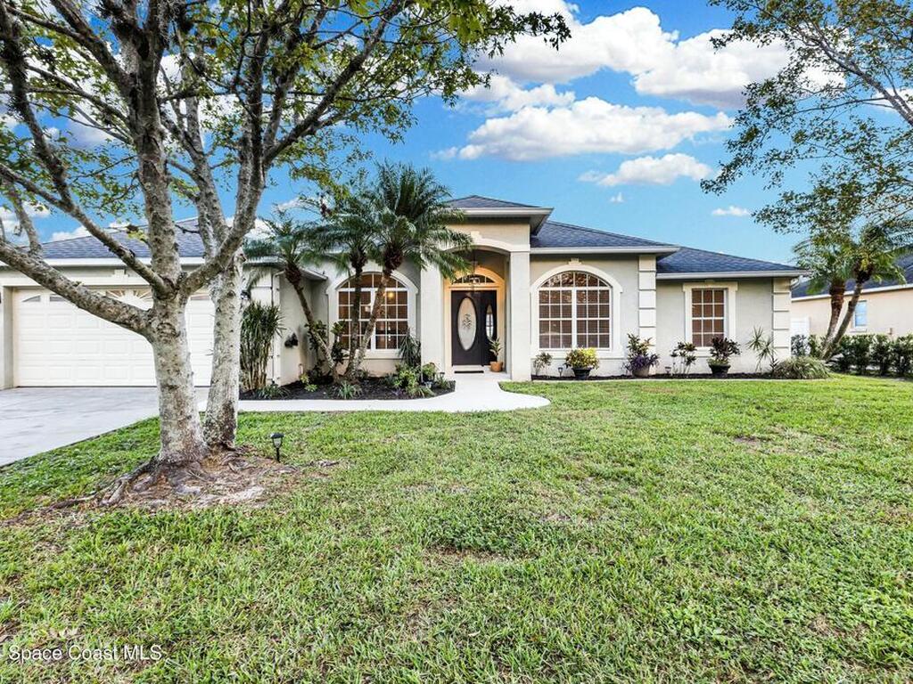 3244 Sawgrass Creek Circle, St. Cloud, FL 34772