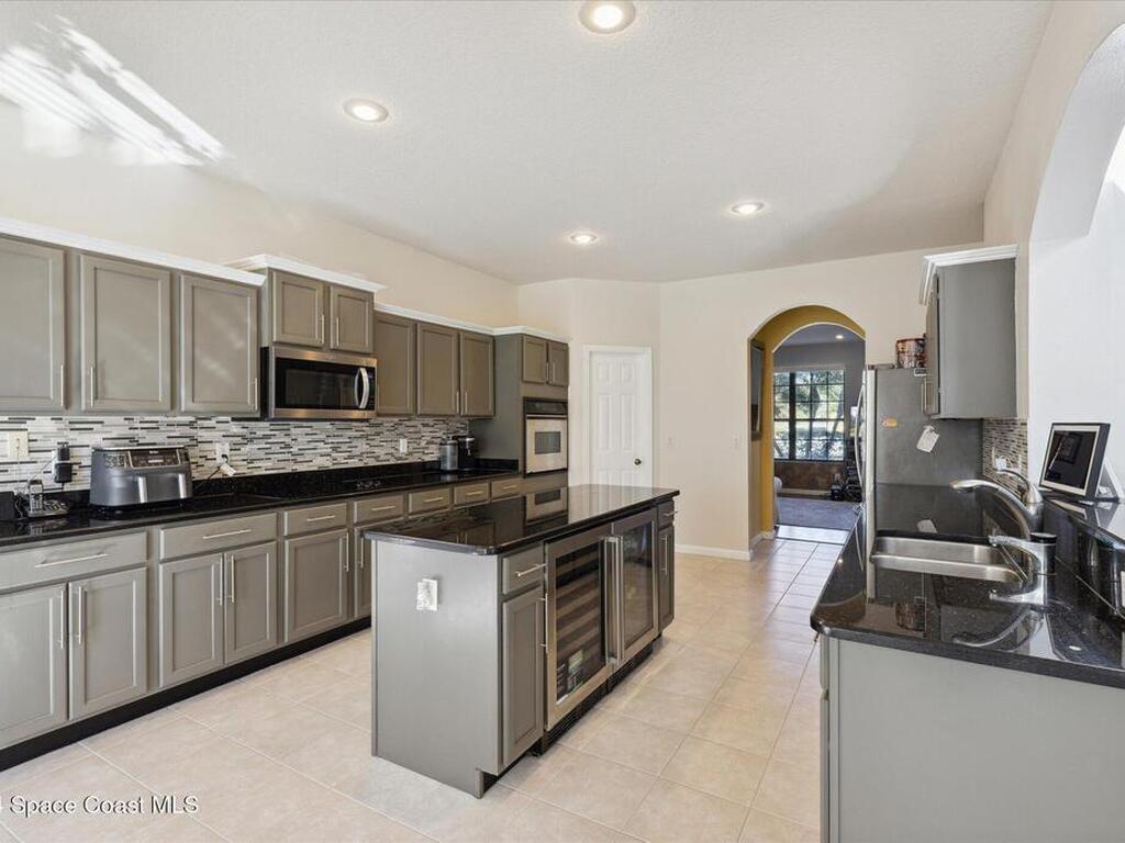 277 Breckenridge Circle, Palm Bay, FL 32909