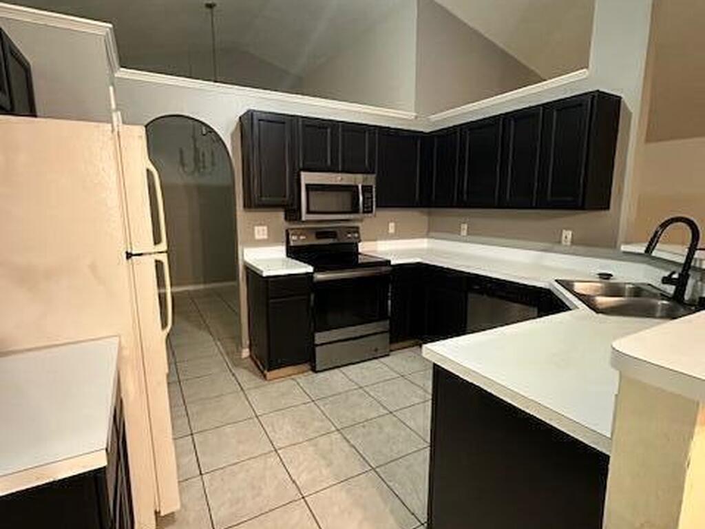182 Biltmore Avenue, Palm Bay, FL 32907