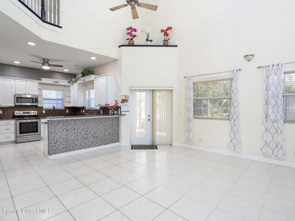 809 Champions Drive, Palm Bay, FL 32905