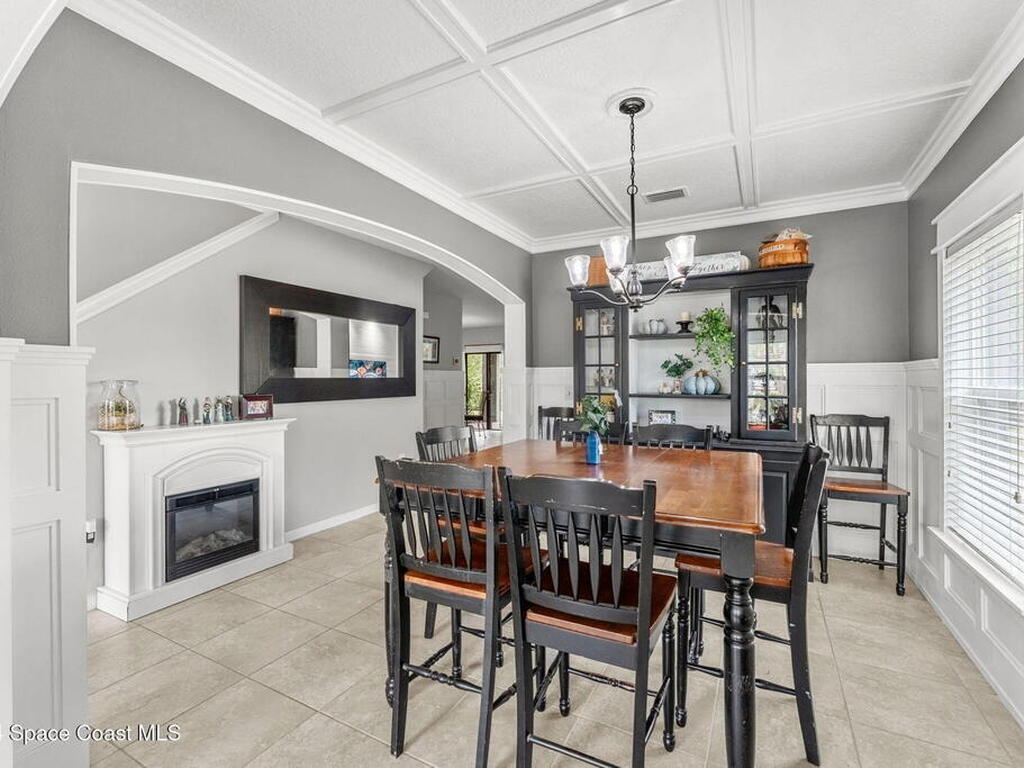 553 Trymore Drive, Palm Bay, FL 32909