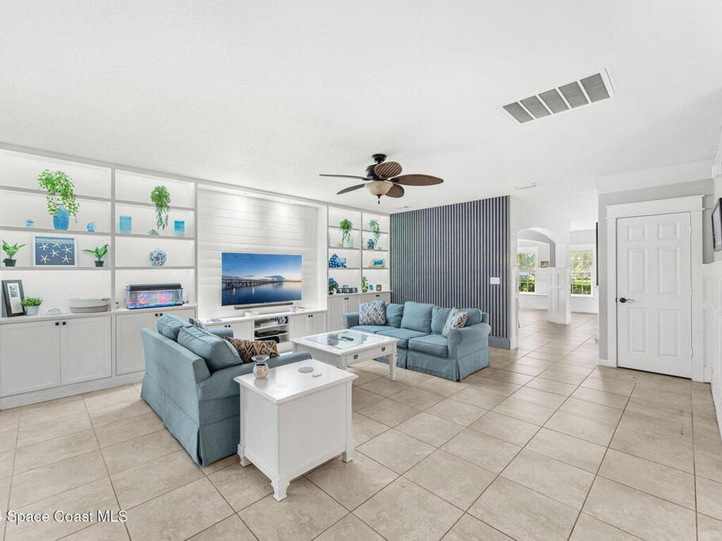553 Trymore Drive, Palm Bay, FL 32909