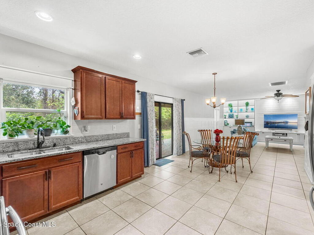 553 Trymore Drive, Palm Bay, FL 32909