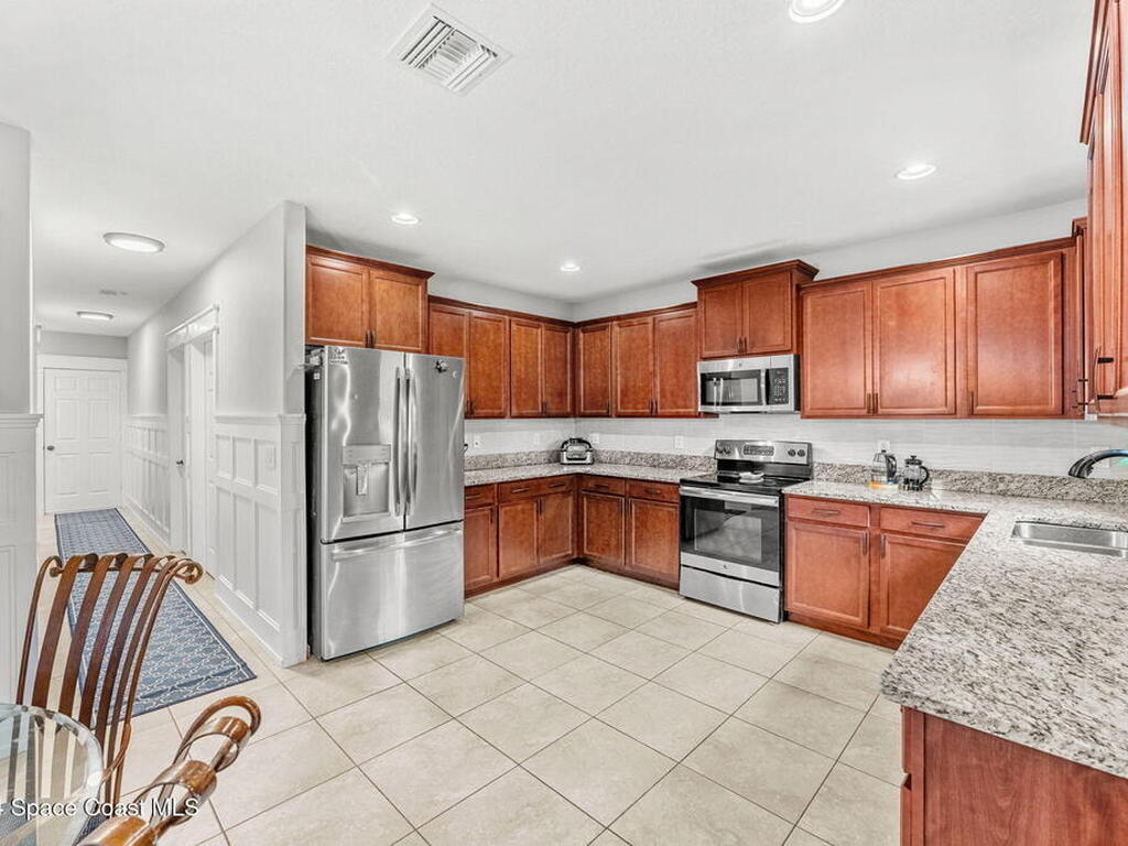 553 Trymore Drive, Palm Bay, FL 32909