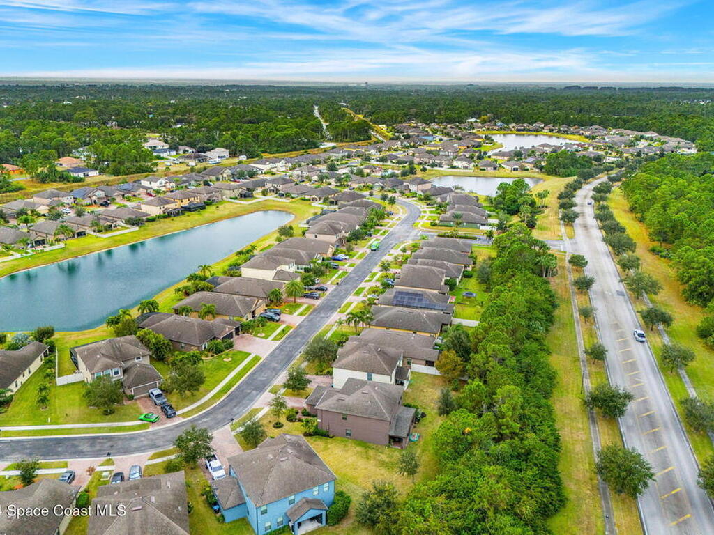 553 Trymore Drive, Palm Bay, FL 32909