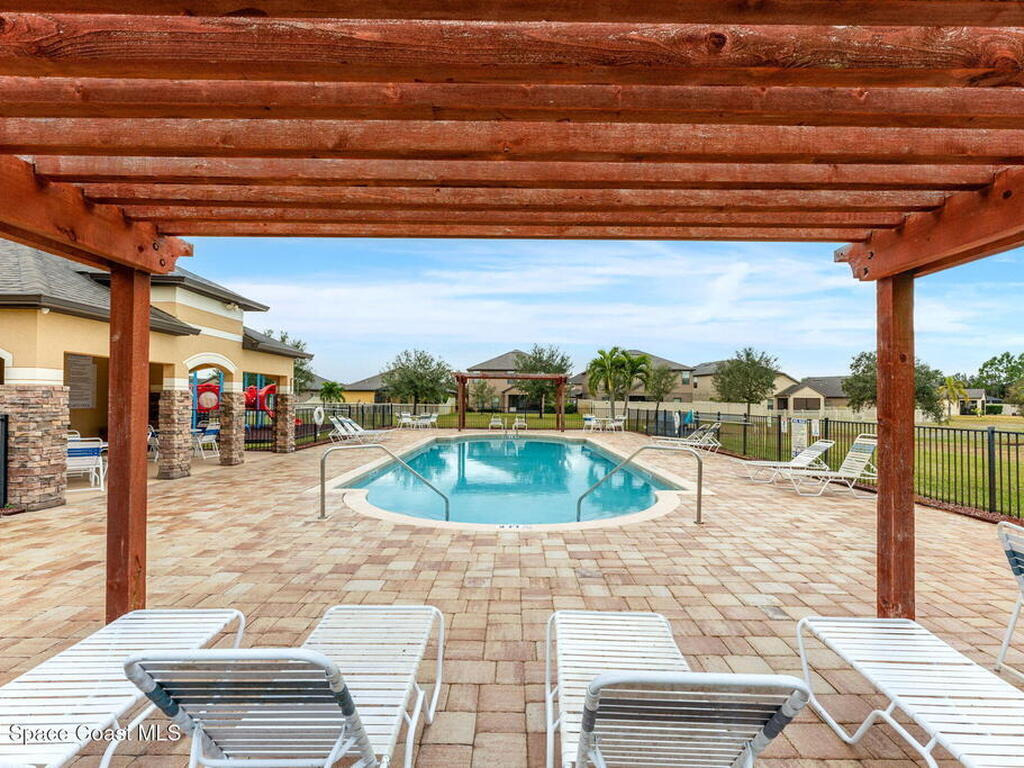 553 Trymore Drive, Palm Bay, FL 32909