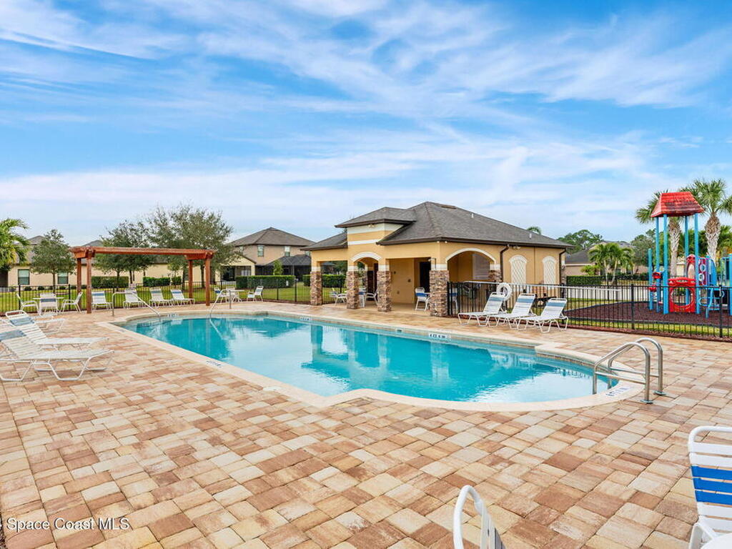 553 Trymore Drive, Palm Bay, FL 32909