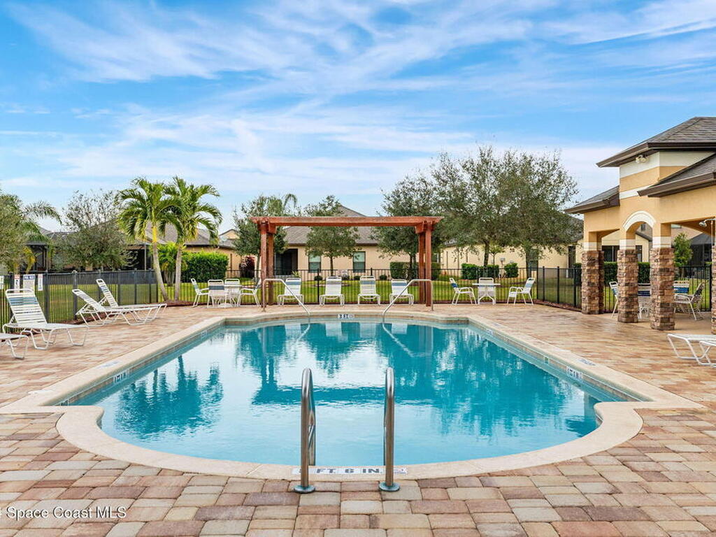 553 Trymore Drive, Palm Bay, FL 32909